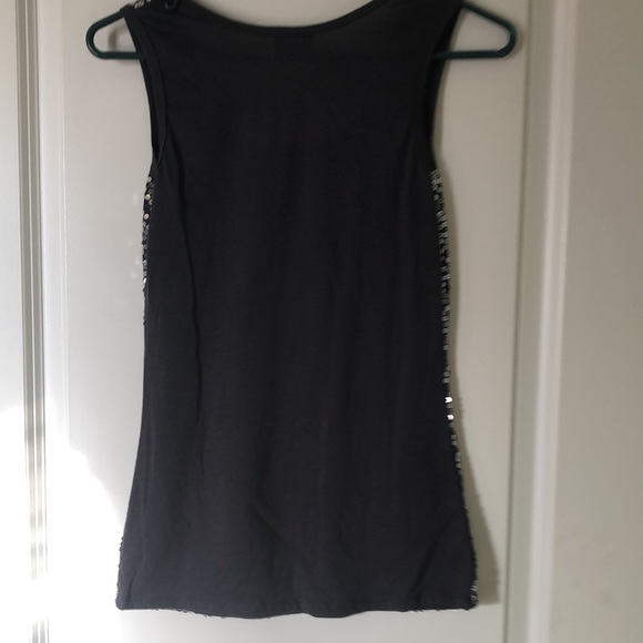 Rue 21 women’s size small tank top - Picture 3 of 3